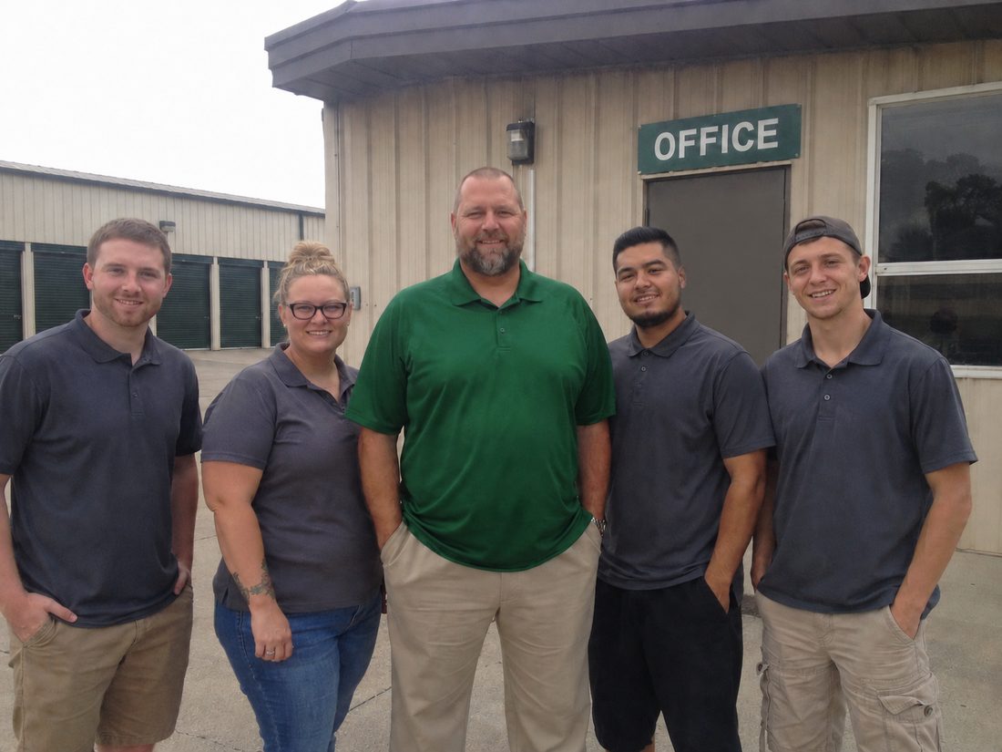 Pest control professionals in Pasadena, TX